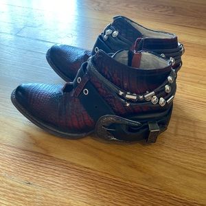 FREEBIRD SALOON WORN ONCE